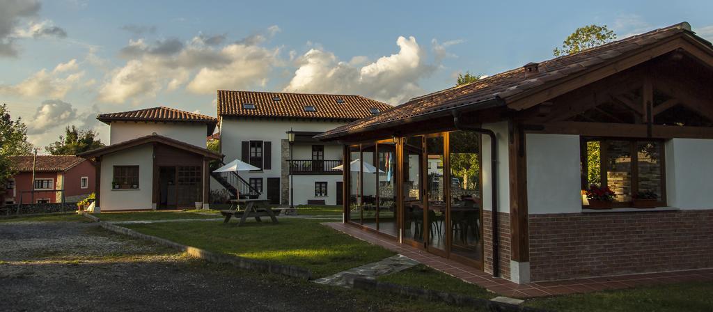 Apartamentos Rurales Playa Del Canal Villanueva de Pria Exterior photo
